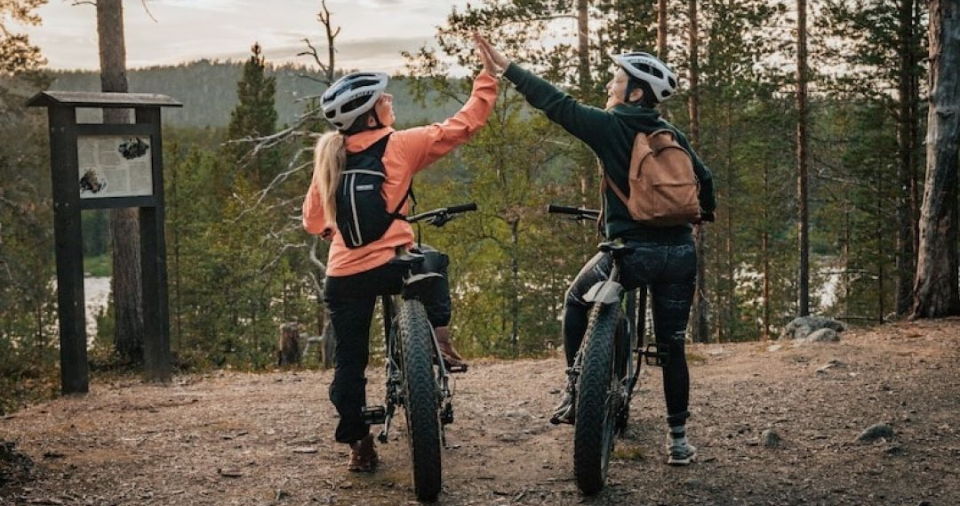 E-Fat Bike nella Foresta Finlandese 🇳🇴 Ferragosto Artico